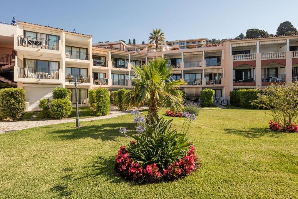 Appartement Bord De Mer Residence L'Ange Gardien Вилафранк-сюр-Мер Екстериор снимка