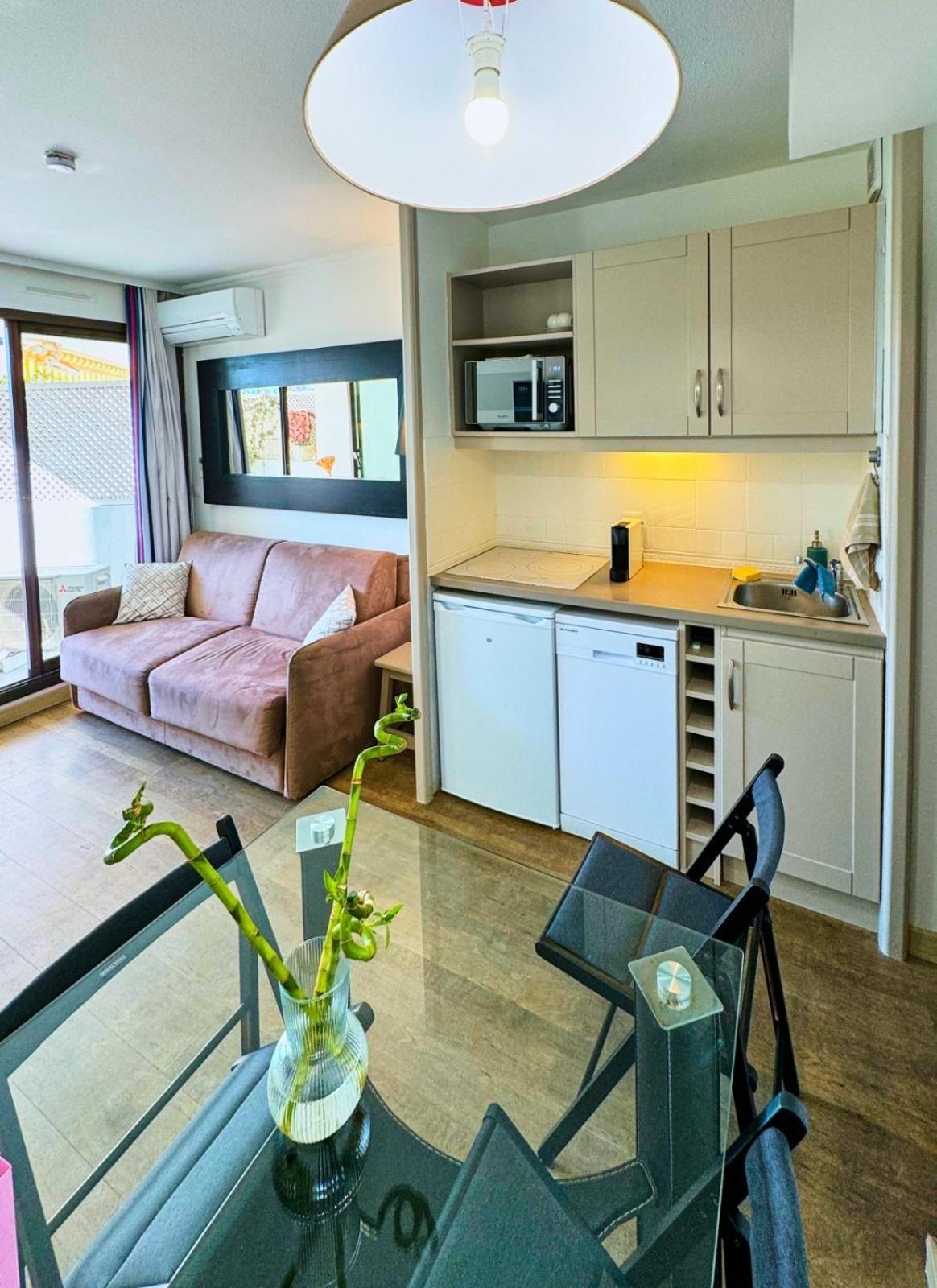 Appartement Bord De Mer Residence L'Ange Gardien Вилафранк-сюр-Мер Екстериор снимка